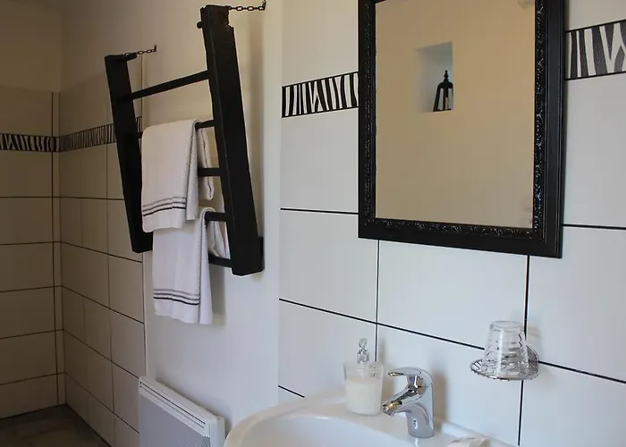 Haute Perche לינה וארוחת בוקר Chigné